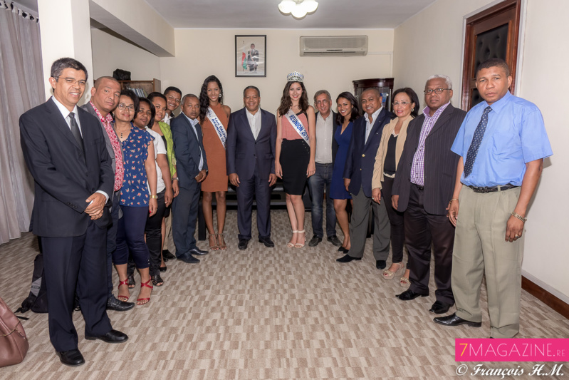 Une photo-souvenir avec le personnel du Ministère du Tourisme de Madagascar
