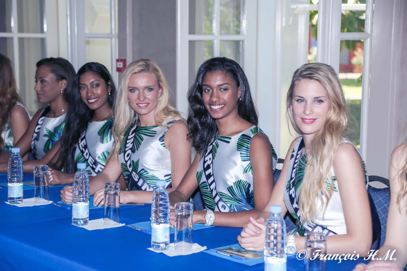 Les candidates Miss France 2017 au MOCA