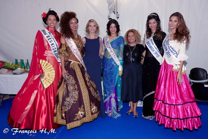 Défilé des candidates Miss France 2017 à Saint-Pierre