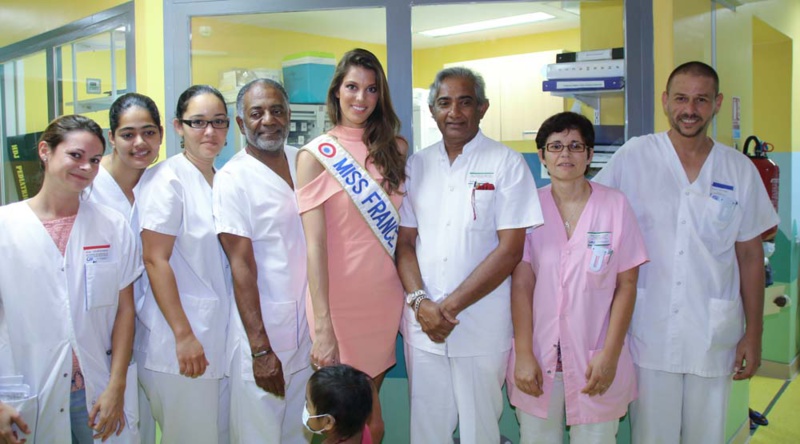 Iris Mittenaere au CHU pour les enfants malades