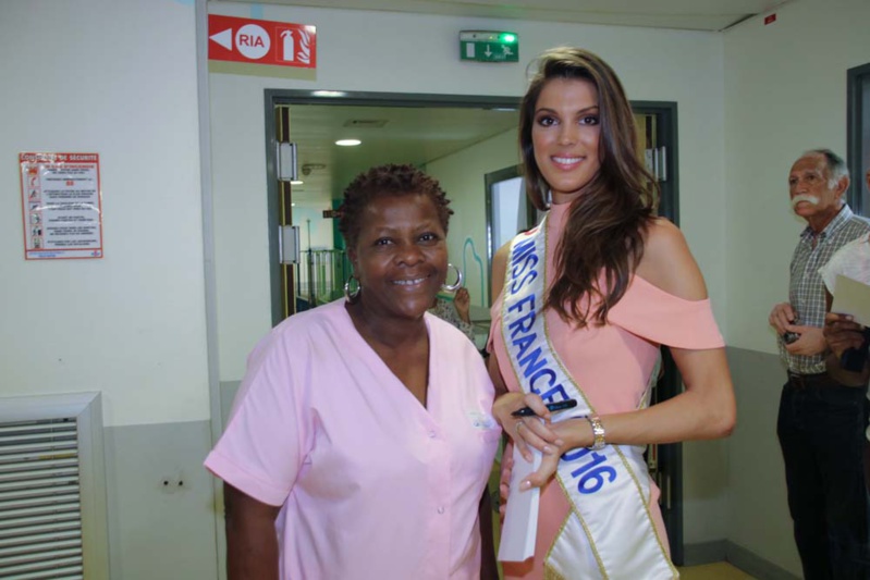 Iris Mittenaere au CHU pour les enfants malades