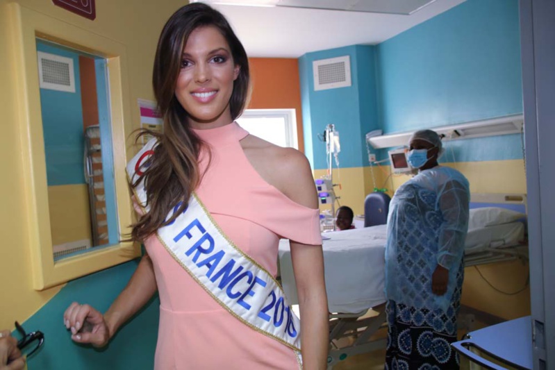 Iris Mittenaere au CHU pour les enfants malades
