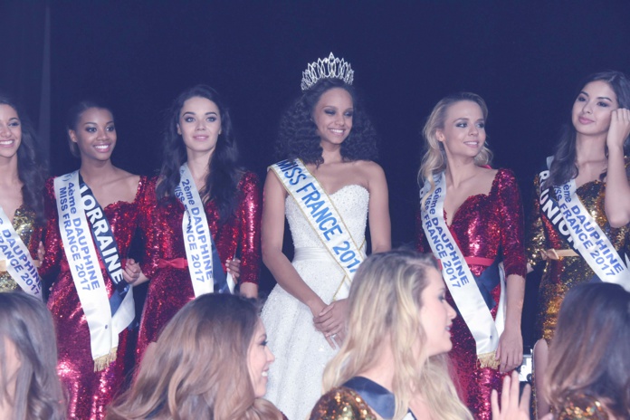 Avec les autres Miss à la soirée de gala