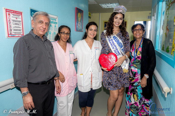 Ambre N'Guyen fête la Saint-Valentin avec les enfants malades Ambre N'Guyen fête la Saint-Valentin avec les enfants malades