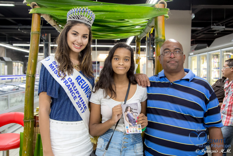Ambre avec Soleil Réunion au Super U de Saint-Paul Ambre avec Soleil Réunion au Super U de Saint-Paul