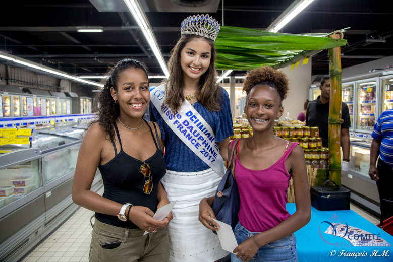 Ambre avec Soleil Réunion au Super U de Saint-Paul Ambre avec Soleil Réunion au Super U de Saint-Paul