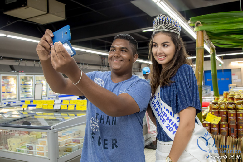 Ambre avec Soleil Réunion au Super U de Saint-Paul Ambre avec Soleil Réunion au Super U de Saint-Paul