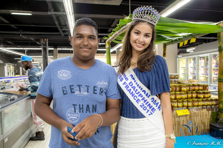 Ambre avec Soleil Réunion au Super U de Saint-Paul Ambre avec Soleil Réunion au Super U de Saint-Paul
