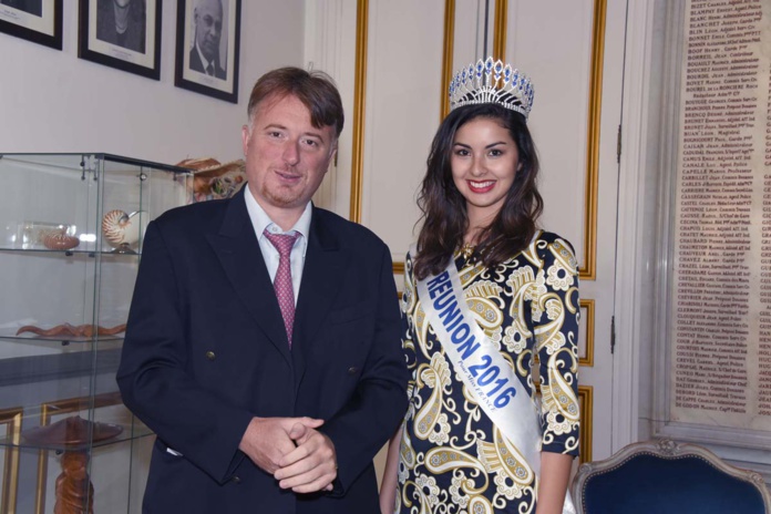 Un autre collaborateur du Ministère Un autre collaborateur du Ministère