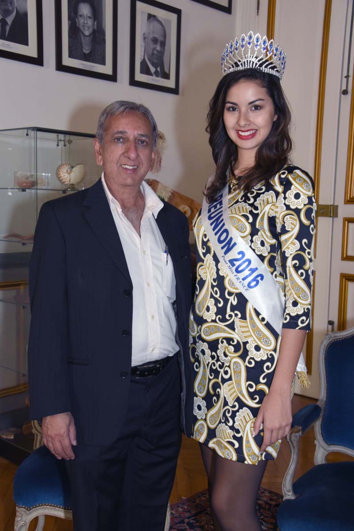 Photo-souvenir au Ministère Photo-souvenir au Ministère