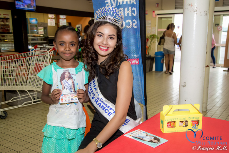 Ambre N'guyen avec Soleil Réunion au Score du Port Ambre N'guyen avec Soleil Réunion au Score du Port