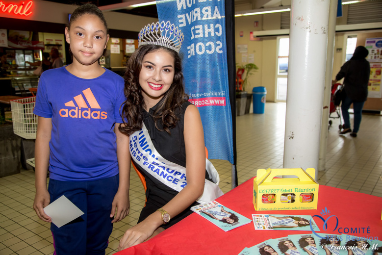 Ambre N'guyen avec Soleil Réunion au Score du Port Ambre N'guyen avec Soleil Réunion au Score du Port
