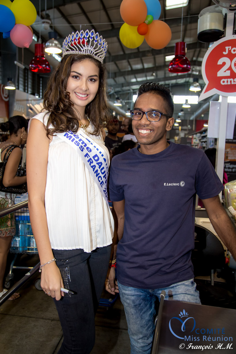 Ambre avec Soleil Réunion au Leclerc de Bras Panon Ambre avec Soleil Réunion au Leclerc de Bras Panon