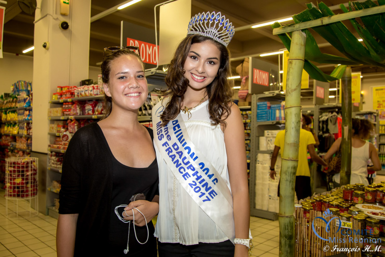 Ambre N'guyen avec Soleil Réunion au Score Saint-Gilles Ambre N'guyen avec Soleil Réunion au Score Saint-Gilles