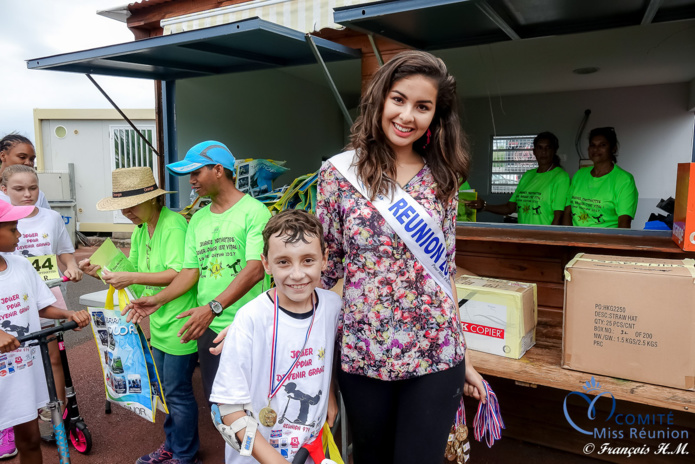 Miss Réunion à la Journée de la Trottinette Miss Réunion à la Journée de la Trottinette