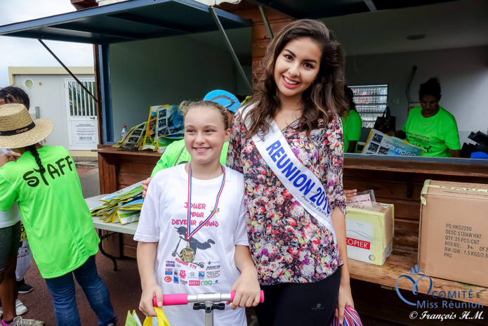 Miss Réunion à la Journée de la Trottinette Miss Réunion à la Journée de la Trottinette