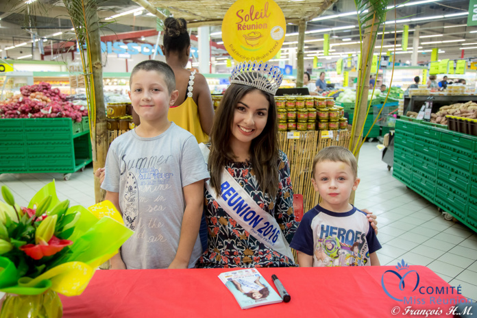 Ambre avec Soleil Réunion à Auchan Saint-Pierre Ambre avec Soleil Réunion à Auchan Saint-Pierre