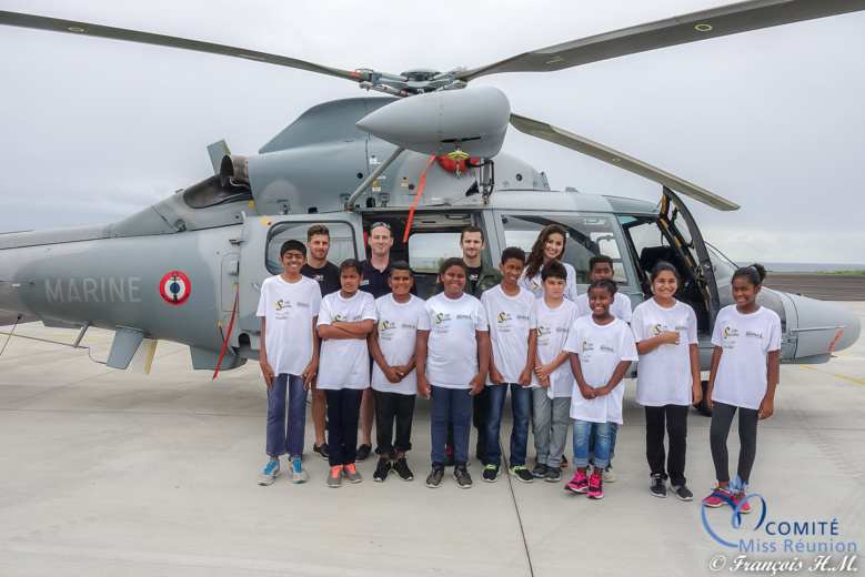 Miss Réunion avec les marmailles 1000 Sourires au DA 181 Miss Réunion avec les marmailles 1000 Sourires au DA 181