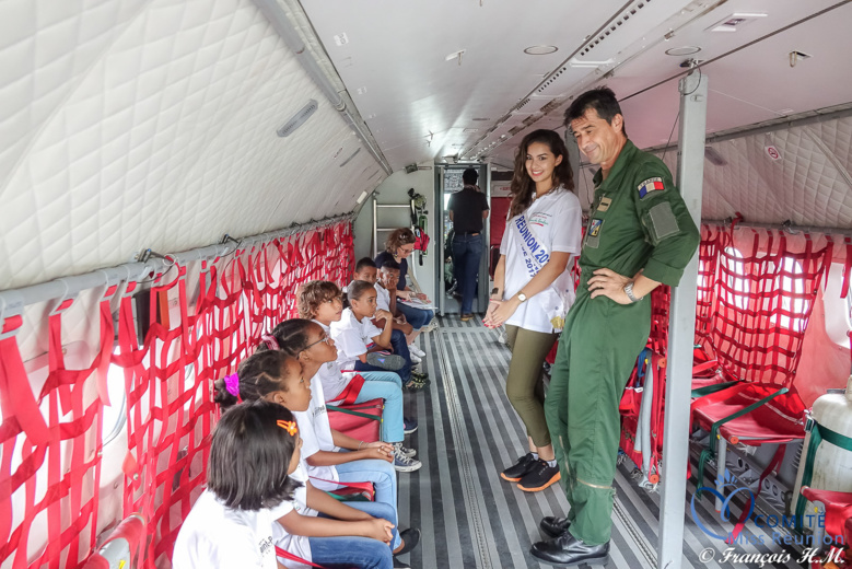 Miss Réunion avec les marmailles 1000 Sourires au DA 181 Miss Réunion avec les marmailles 1000 Sourires au DA 181