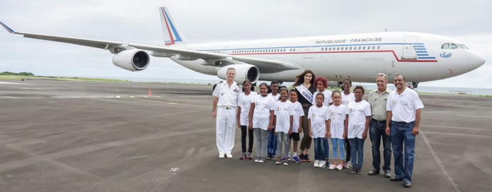 Miss Réunion avec les marmailles 1000 Sourires au DA 181