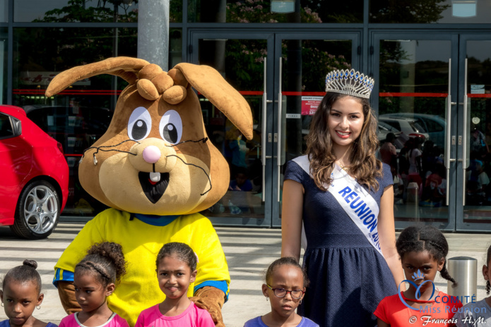 Tapis rouge à Cambaie pour les marmailles et Miss Réunion