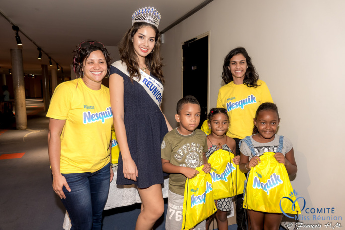 Tapis rouge à Cambaie pour les marmailles et Miss Réunion