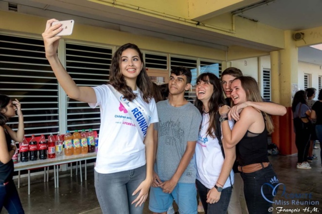 Ambre N'guyen au Lycée Levavasseur contre le cancer des enfants