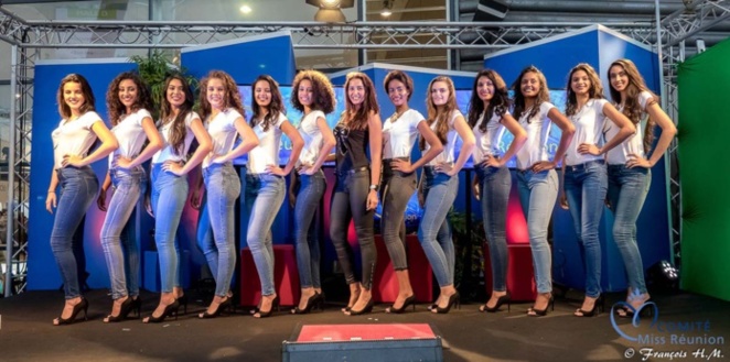 Avec Raïssa Boyer, la chaperonne Avec Raïssa Boyer, la chaperonne