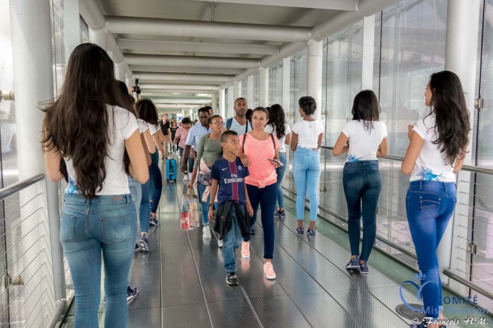 Les 12 candidates de retour de Bangkok avec Air Austral Les 12 candidates de retour de Bangkok avec Air Austral