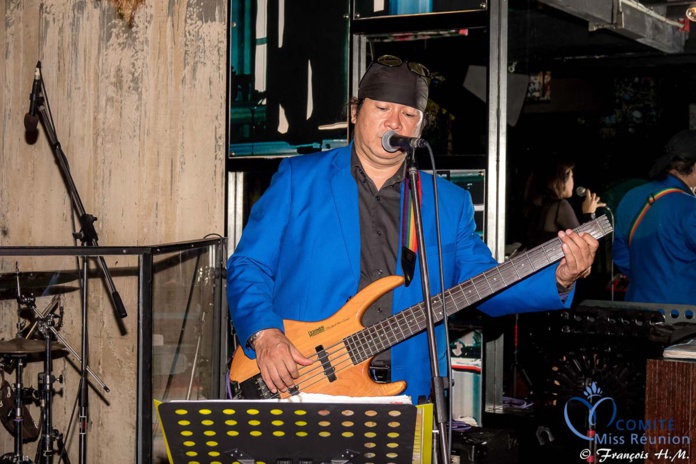 Les 12 candidates à la soirée Siam@Siam à Bangkok Les 12 candidates à la soirée Siam@Siam à Bangkok