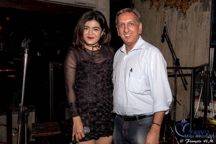 Les 12 candidates à la soirée Siam@Siam à Bangkok Les 12 candidates à la soirée Siam@Siam à Bangkok