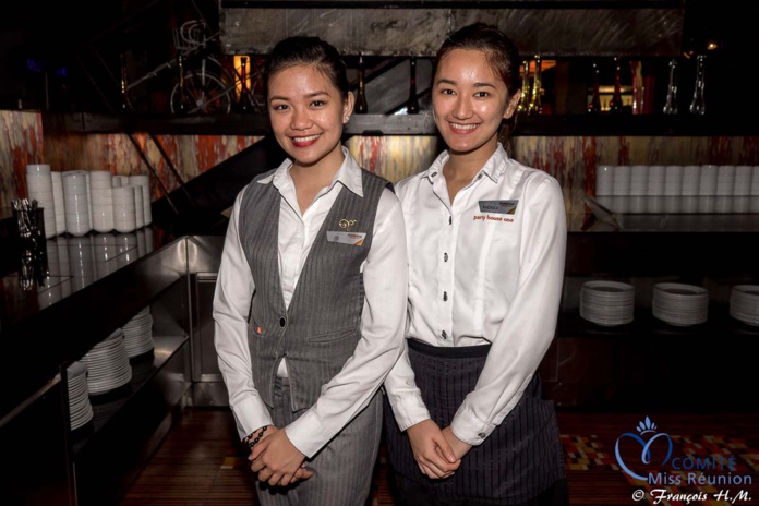 Les 12 candidates à la soirée Siam@Siam à Bangkok Les 12 candidates à la soirée Siam@Siam à Bangkok