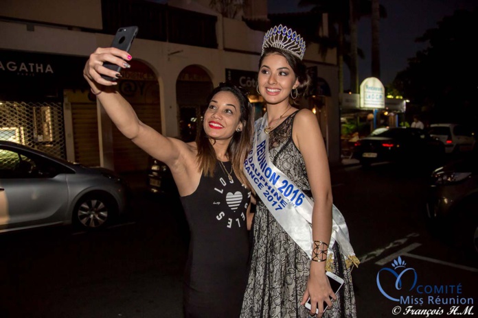 Défilé des 12 candidates à Saint-Gilles et show mode de Miss Agency