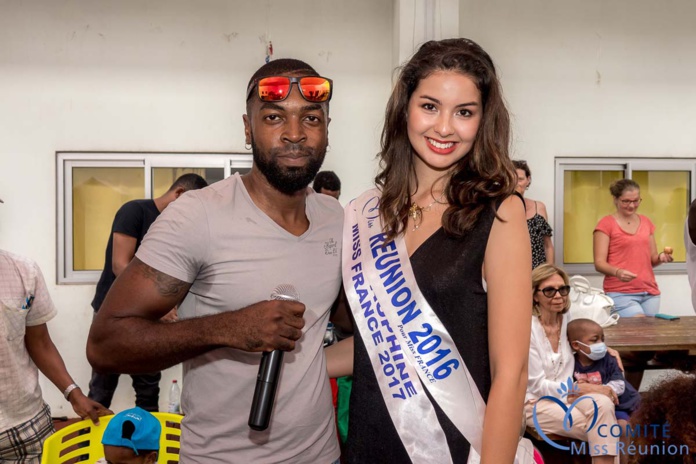 Miss Réunion fête la musique avec les enfants au CHU