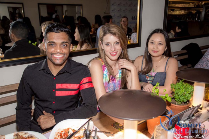 Fredo, Tiphaine, et Laetitia accompagnaient les Miss Fredo, Tiphaine, et Laetitia accompagnaient les Miss