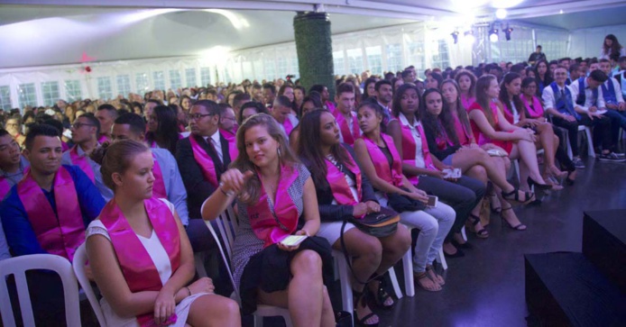 Des étudiantes et étudiants fièr(es) de leur parcours Des étudiantes et étudiants fièr(es) de leur parcours