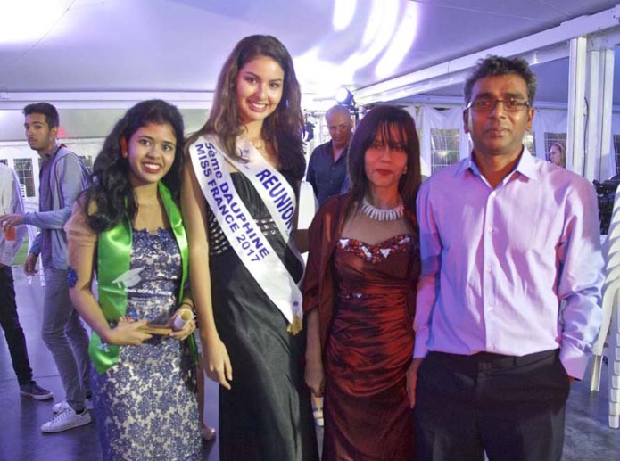 Miss Réunion marraine de la cérémonie de remise de diplômes à l'IUT Miss Réunion marraine de la cérémonie de remise de diplômes à l'IUT