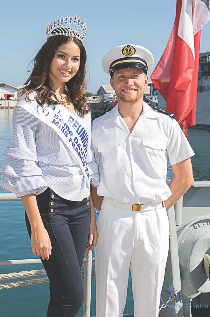 Miss Réunion marraine du bateau militaire Le Champlain Miss Réunion marraine du bateau militaire Le Champlain