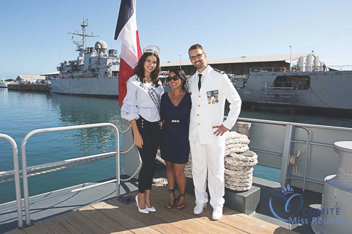 Miss Réunion marraine du bateau militaire Le Champlain Miss Réunion marraine du bateau militaire Le Champlain
