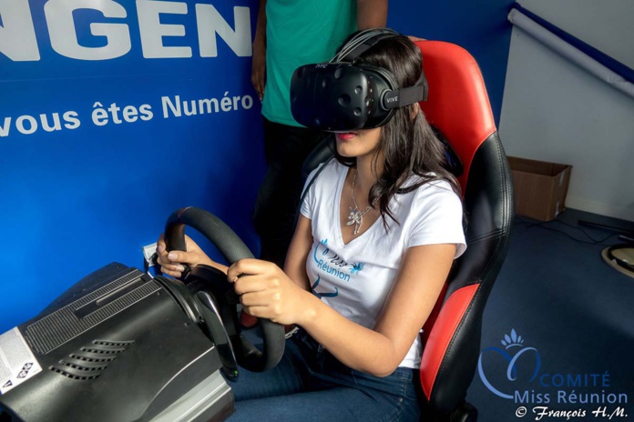 Ellles ont toutes testé le simulateur! Ellles ont toutes testé le simulateur!