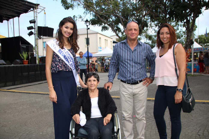 Une photo-souvenir Une photo-souvenir