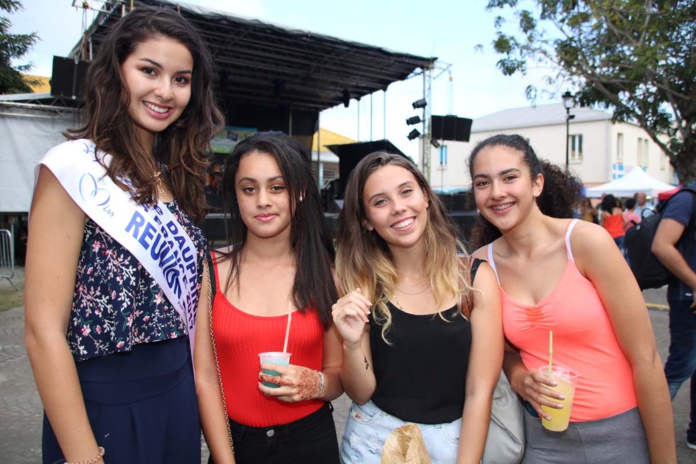 Avec les jolies Entre Deuxiennes... Avec les jolies Entre Deuxiennes...