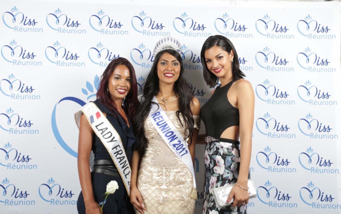 Aurore Carron, Lady France, Audrey Chane Pao Kan, et Azuima Issa, Miss Réunion 2015 Aurore Carron, Lady France, Audrey Chane Pao Kan, et Azuima Issa, Miss Réunion 2015