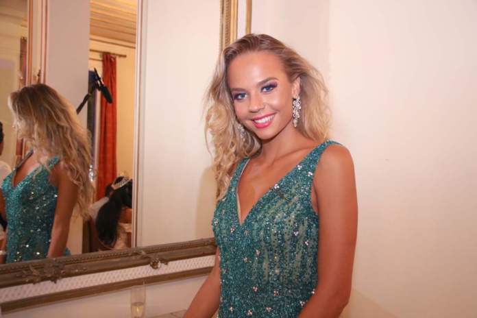 Les jolies femmes de la soirée Miss Réunion 2017