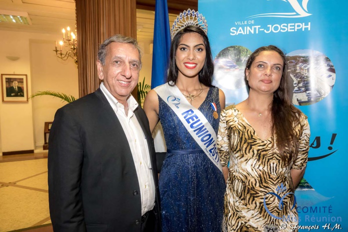 Audrey Chane Pao Kan nommée Citoyenne d'honneur de Saint-Joseph Audrey Chane Pao Kan nommée Citoyenne d'honneur de Saint-Joseph