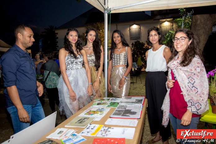 Café Citoyen à La Possession avec les 12 candidates Café Citoyen à La Possession avec les 12 candidates