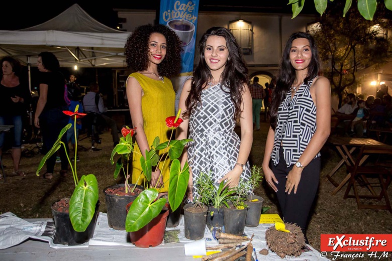 Café Citoyen à La Possession avec les 12 candidates Café Citoyen à La Possession avec les 12 candidates