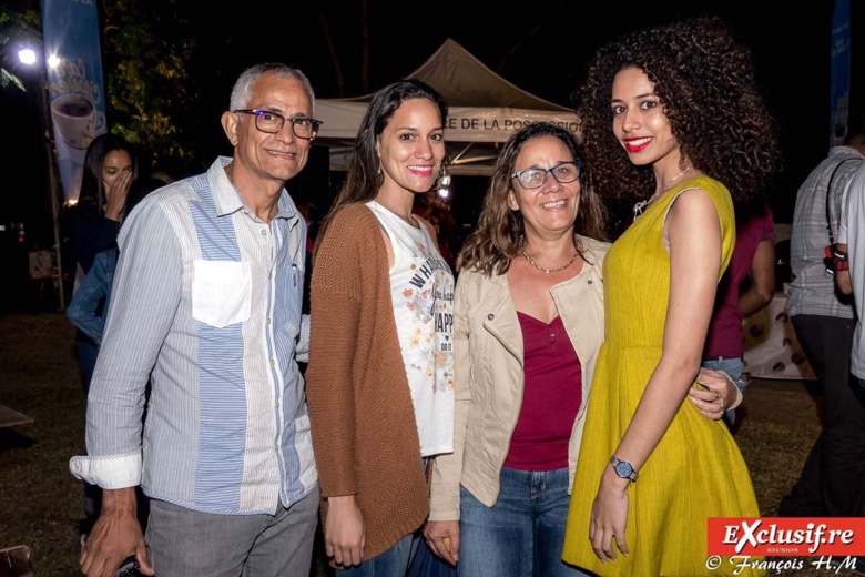 Café Citoyen à La Possession avec les 12 candidates Café Citoyen à La Possession avec les 12 candidates
