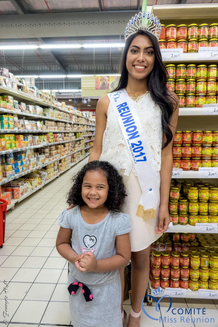 Audrey Chane Pao Kan en dédicaces à Saint-André: photos