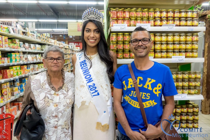 Audrey Chane Pao Kan en dédicaces à Saint-André: photos